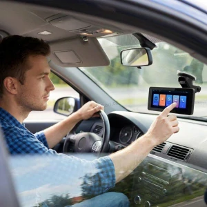 Monitor 6,86" s Apple CarPlay, Android auto, Bluetooth, USB/micro SD, kamerový vstup